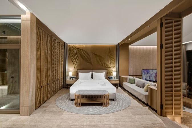Amber Lagoon Suite