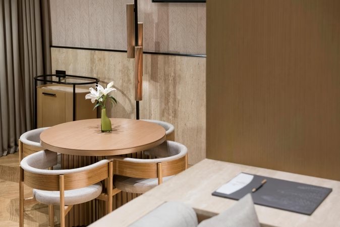 Amber Lagoon Suite