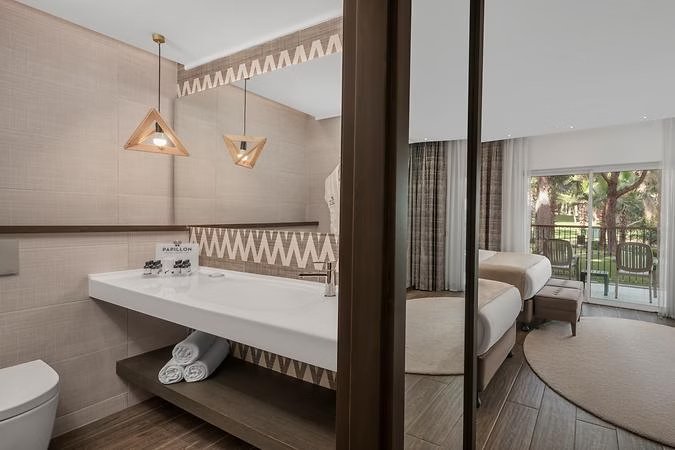 Comfort Club Kara Manzaralı