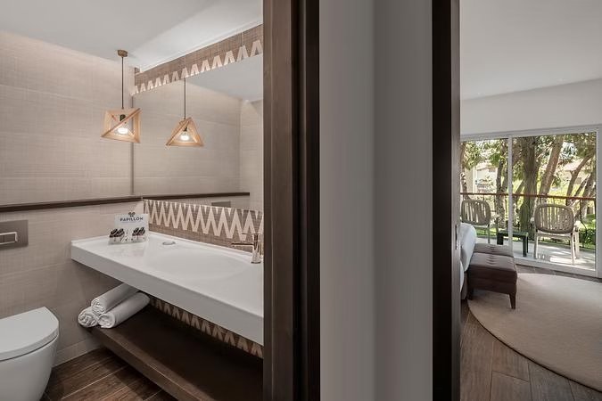 Comfort Club Kara Manzaralı