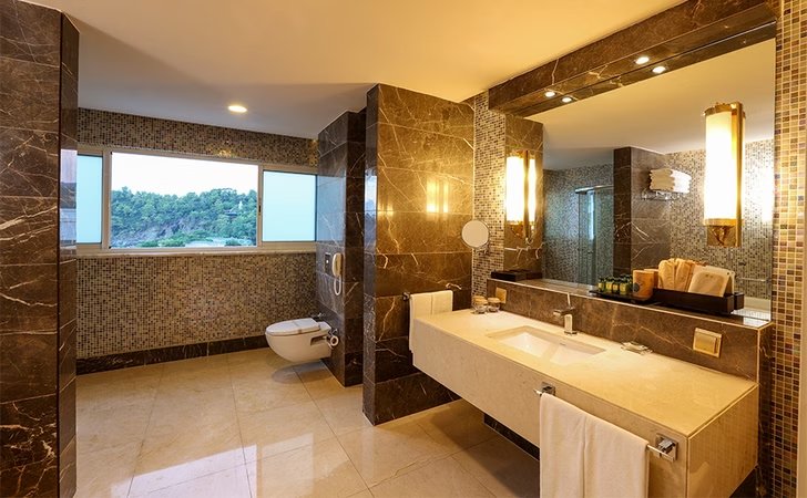 Deluxe Family Suite