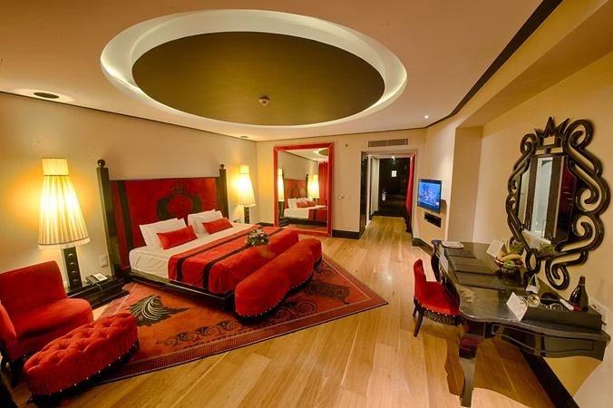Deluxe Kara Manzaralı