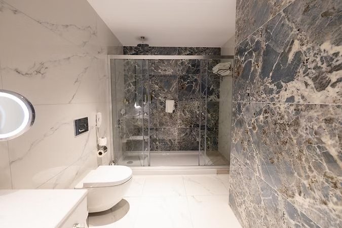 Deluxe Suite Kısmi Deniz Manzaralı