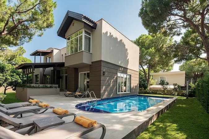 Deluxe Villa