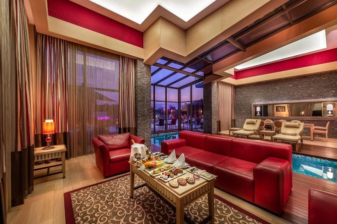 Diamond Suite