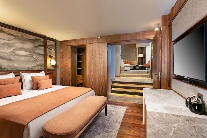 Executive Suite