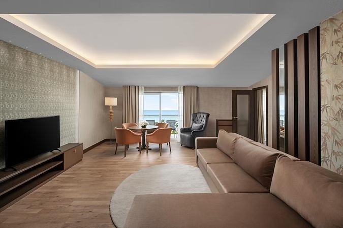 Hotel King Suite