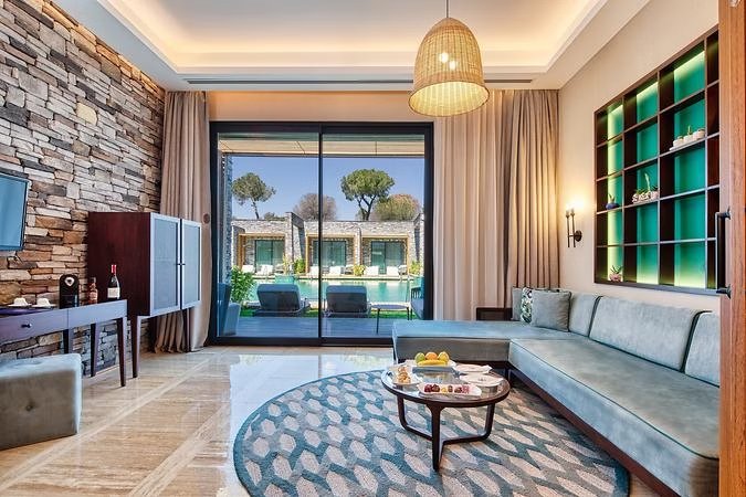 Luxury Lagoon Suite