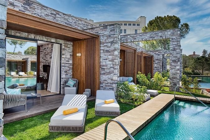 Luxury Lagoon Suite