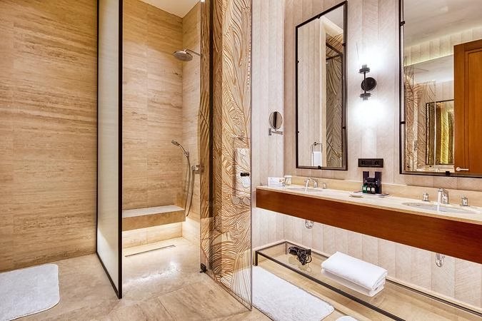 Luxury Lagoon Suite