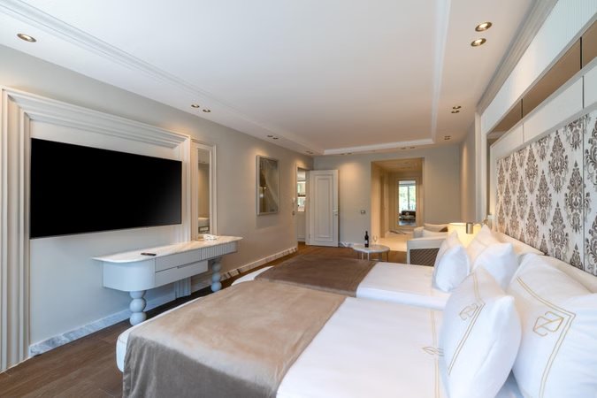 Mare Signature Aile Suite Kara Manzaralı