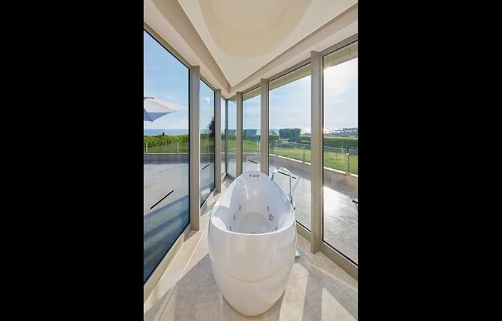 Royal Suite