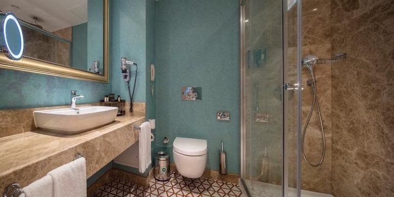 Standart Kara Manzaralı