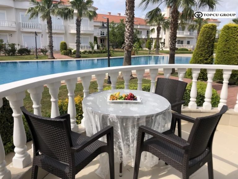 Villa, Havuz Manzaralı, Ortak Havuzlu