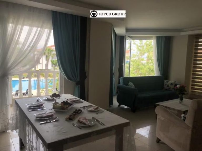 Villa, Havuz Manzaralı, Ortak Havuzlu