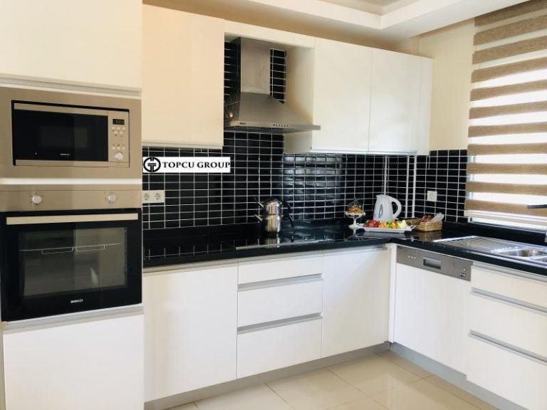 Villa, Havuz Manzaralı, Ortak Havuzlu